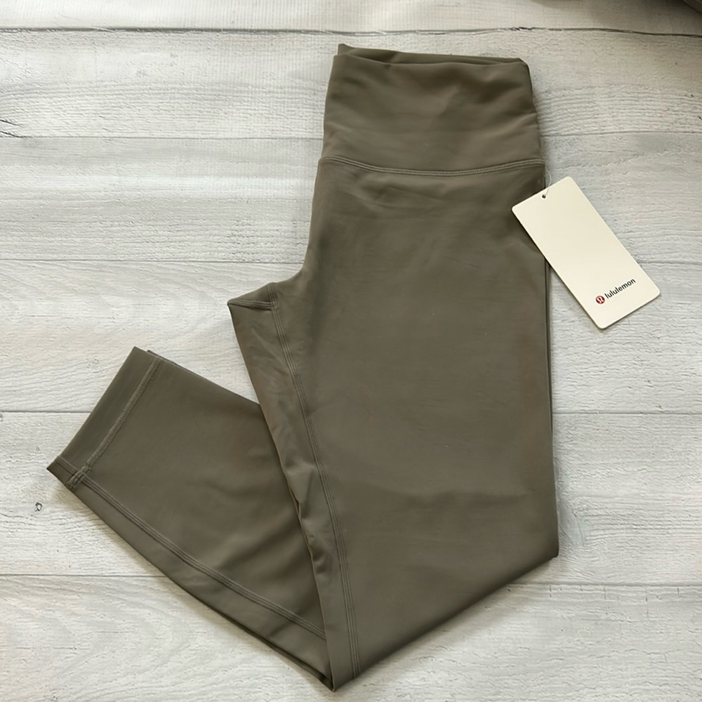 Lululemon Wunder Train‎ HR Tight 25” sz 12 NWT ROVR